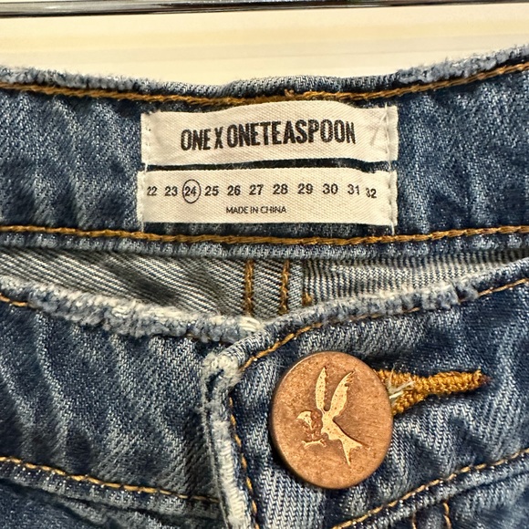 ONE Teaspoon Awesome Baggies - Picture 4 of 4